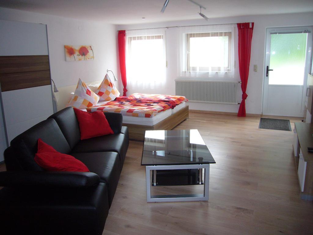 Ferienwohnung Schwaebische Alb Justingen Szoba fotó